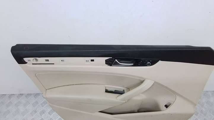 Volkswagen PASSAT B7 USA (2012 - 2016)  561867011A Обшивка передней двери