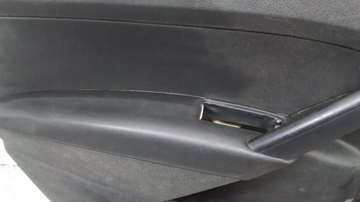 Volkswagen PASSAT B7 USA (2012 - 2016)  561867011 Обшивка передней двери