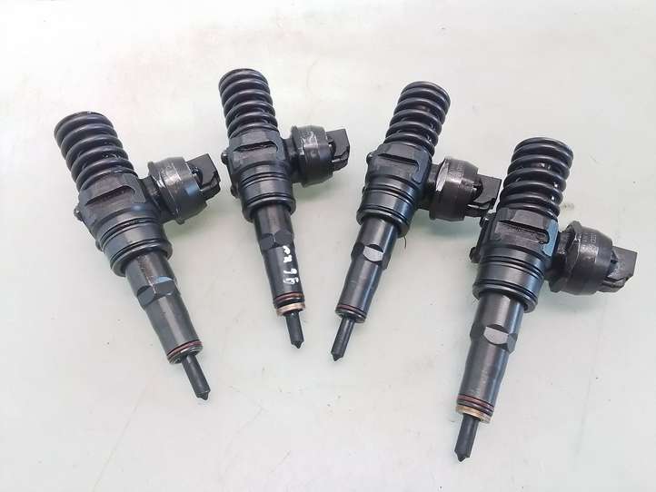 Volkswagen PASSAT B5.5 (2001 - 2005)  038130073AG Комплект жиклеров (форсунок)