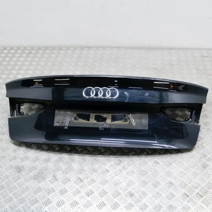 Audi A3/S3 8V (2016 - 2020) 8V5827025F Крышка багажника — фото 1
