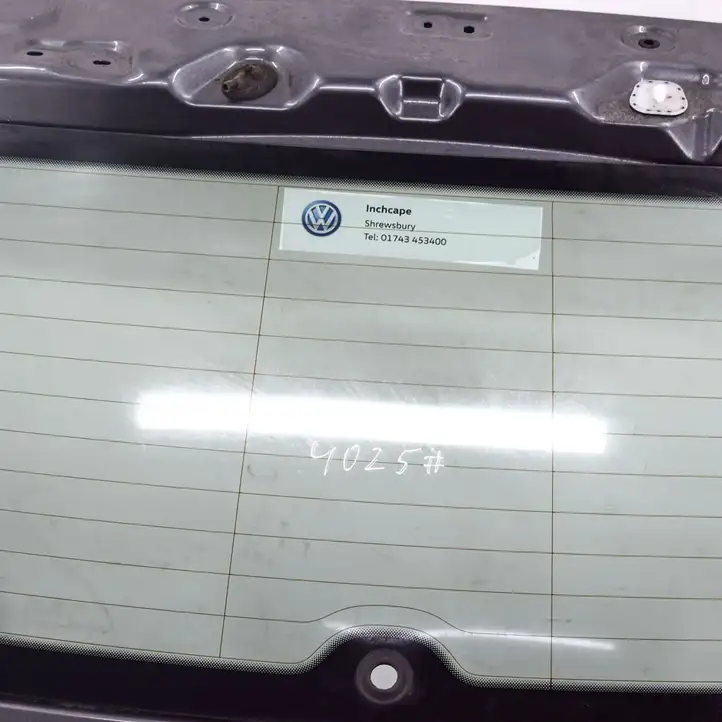 Volkswagen Golf VII (2013 - 2019) 5G6827025K Крышка багажника — фото 5