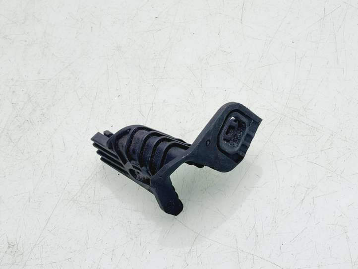 BMW 3 F30 F35 F31 (2012 - 2018)  51117285597 Держатель передней фары