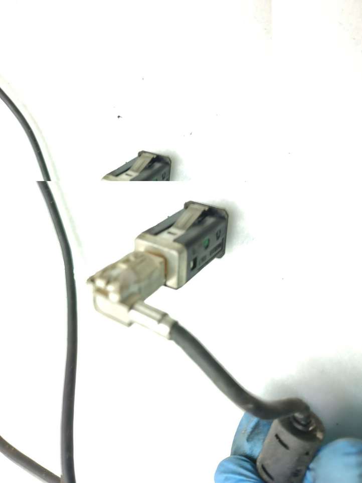 BMW 5 GT F07 (2010 - 2017)  9167196 Разъем USB