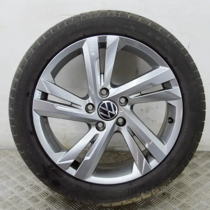 Volkswagen Golf VIII (2019 - ) 5H0601025AF — фото 1