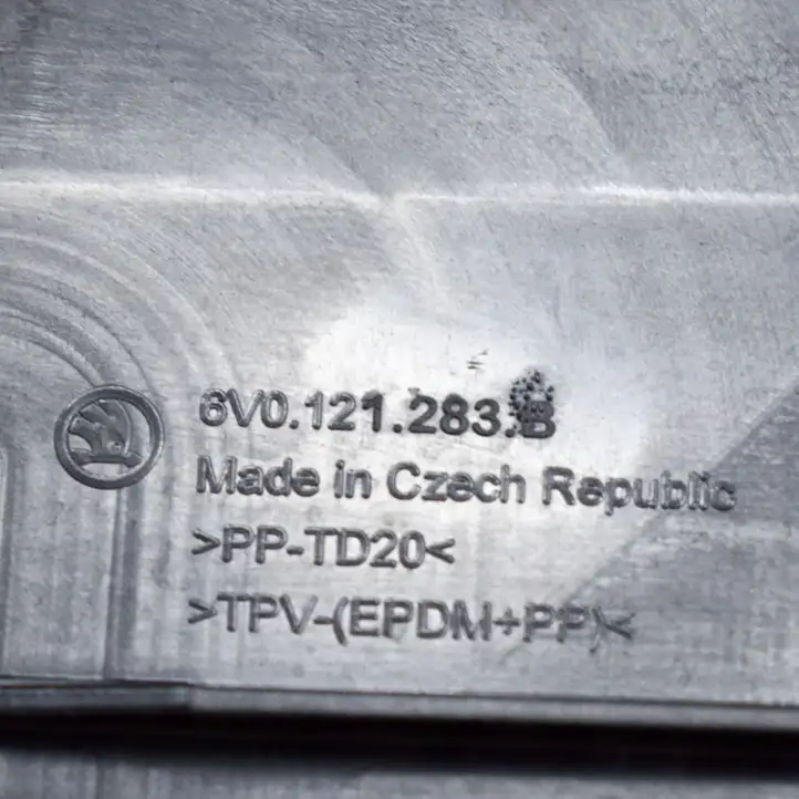 Skoda Fabia Mk3 (NJ) (2015 - 2021) 6V0121283B Дефлектор воздуха — фото 5
