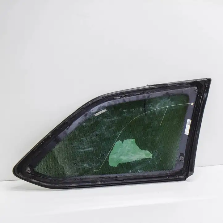 Skoda Octavia Mk3 (5E) (2013 - 2019) 5E9845297Q Заднее боковое стекло — фото 2