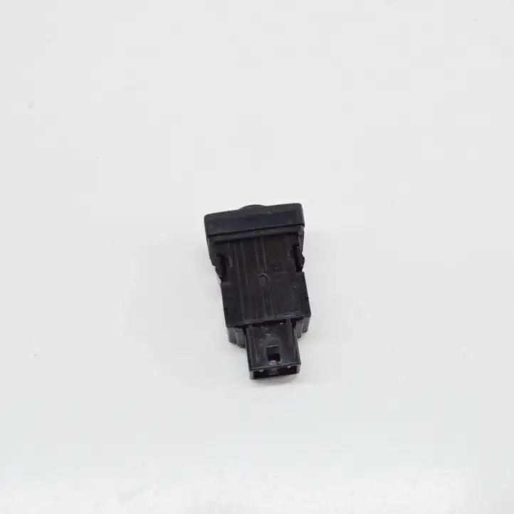 Toyota Land Cruiser (J150) (2009 - ) 8475160181 Включатель обогрева — фото 5