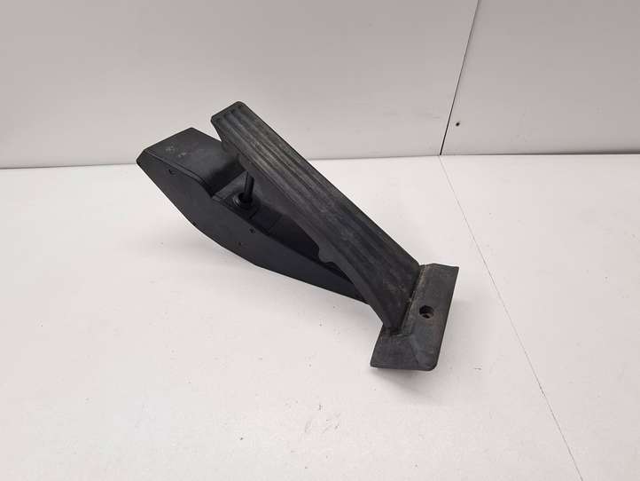 BMW 7 E65 E66 (2001 - 2008)  6772645 Педаль акселератора