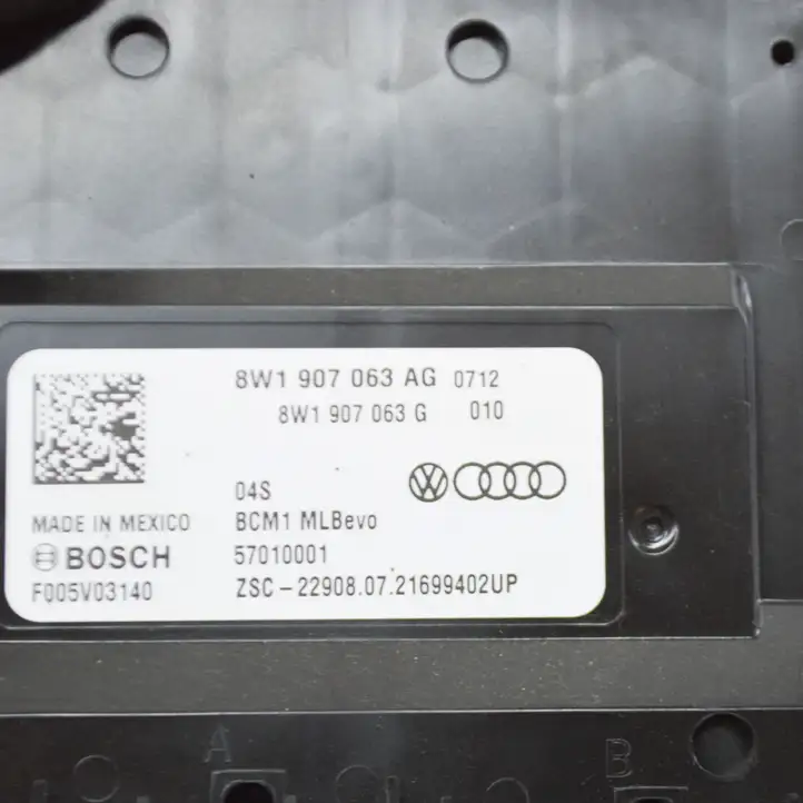 Audi Q5 SQ5 (2017 - ) 8W1907063AG Модуль управления кузовом (BCM) — фото 7