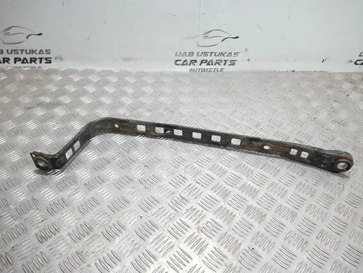 Mercedes-Benz C W204 (2007 - 2014) A2044700140 Кронштейн топливного бака — фото 1
