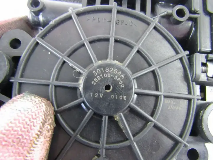 Jeep Grand Cherokee (WK) (2004 - 2010) Стеклоподъемник задней двери — фото 4