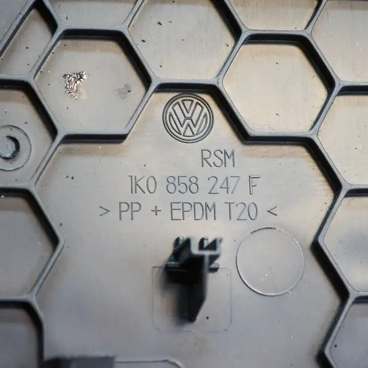 Volkswagen Jetta V (2005 - 2010) 1K0858247F Прочие детали салона — фото 3
