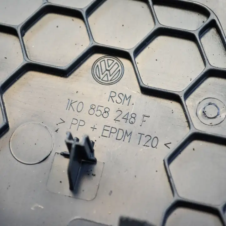 Volkswagen Jetta V (2005 - 2010) 1K0858248F Прочие детали салона — фото 3