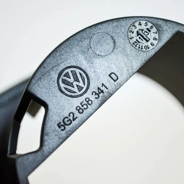 Volkswagen Golf VII (2013 - 2019) 5G2858341D Прочие детали салона — фото 4