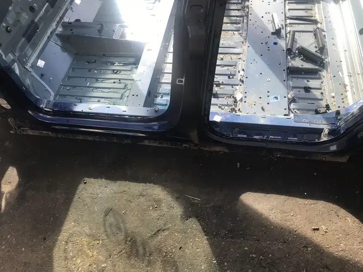 Tesla Model X (2015 - 2021) Порог кузова — фото 1