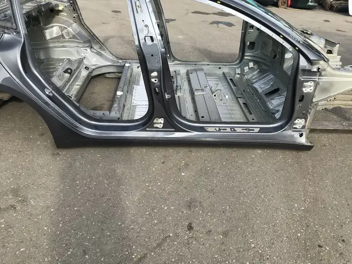 Tesla Model 3 (2017 - 2023) Порог кузова — фото 1