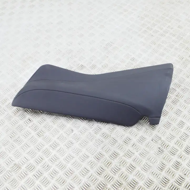 Tesla Model 3 (2017 - 2023) 109602703I Прочие детали салона — фото 4