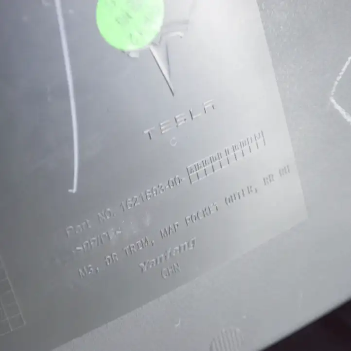 Tesla Model 3 (2017 - 2023) 158812902B Обшивка задней двери — фото 6