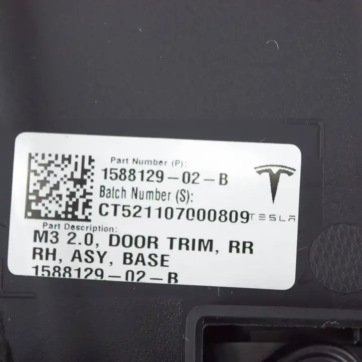 Tesla Model 3 (2017 - 2023) 158812902B Обшивка задней двери — фото 4