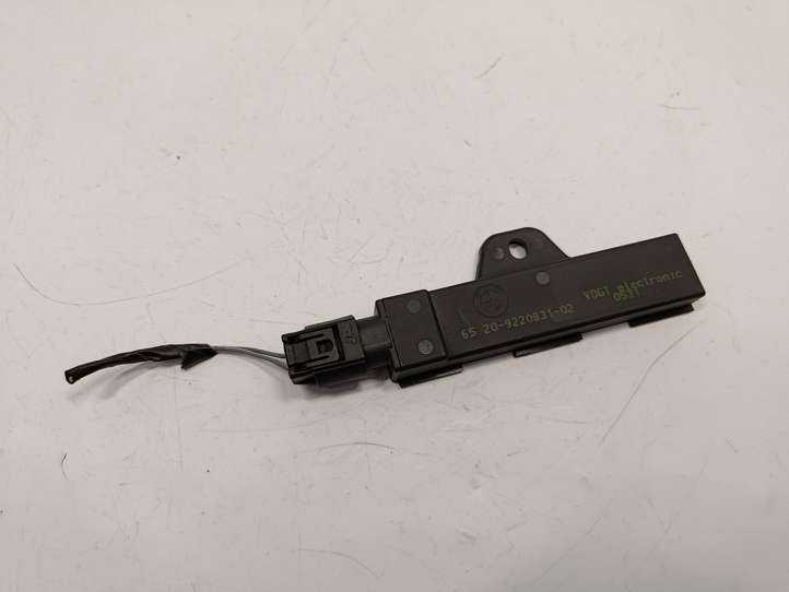 BMW 3 F30 F35 F31 (2012 - 2018)  65209220831 Антенна бесключевого доступа