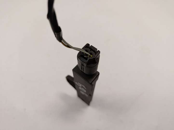 BMW 3 F30 F35 F31 (2012 - 2018)  65209220831 Антенна бесключевого доступа