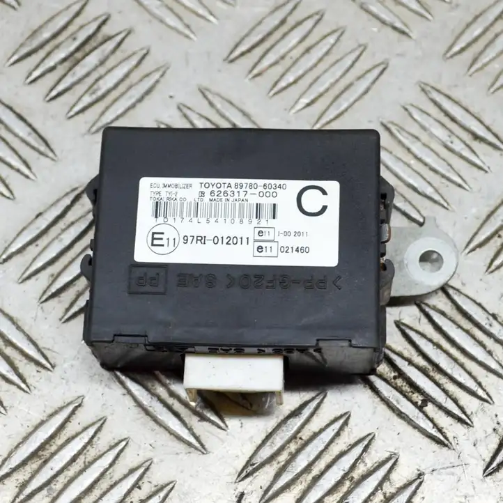 Toyota Land Cruiser (J120) (2002 - 2009) 8978060340 Блок иммобилайзера — фото 1