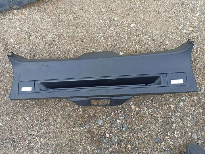 BMW X5 F15 (2013 - 2017)  7294789 Обшивка крышки багажника