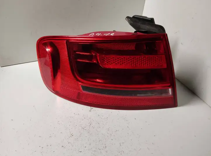 Audi A4 S4 B8 8K (2007 - 2011) 8K5945095D Задний фонарь в кузове — фото 1