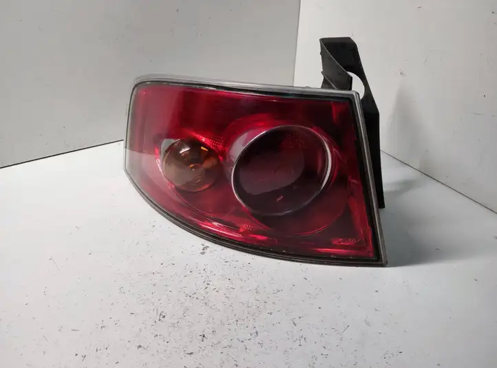 Seat Ibiza III (6L) (2002 - 2008) 6L6945095A Задний фонарь в кузове — фото 1