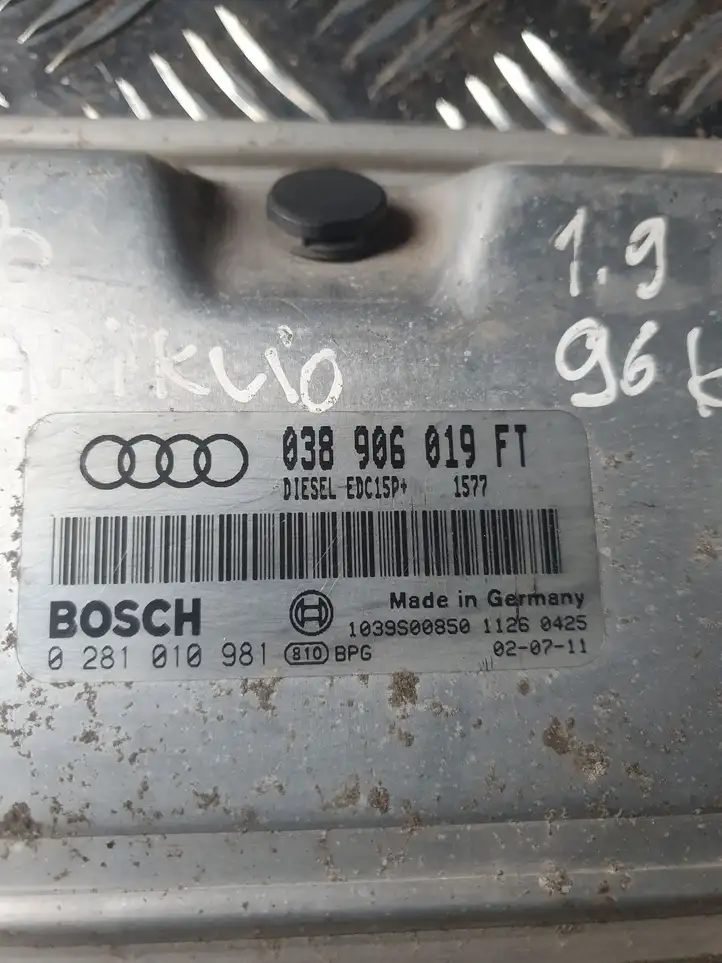 Audi A3/S3 8L (2000 - 2003) 038906019FT Блок управления двигателем (ЭБУ) — фото 2