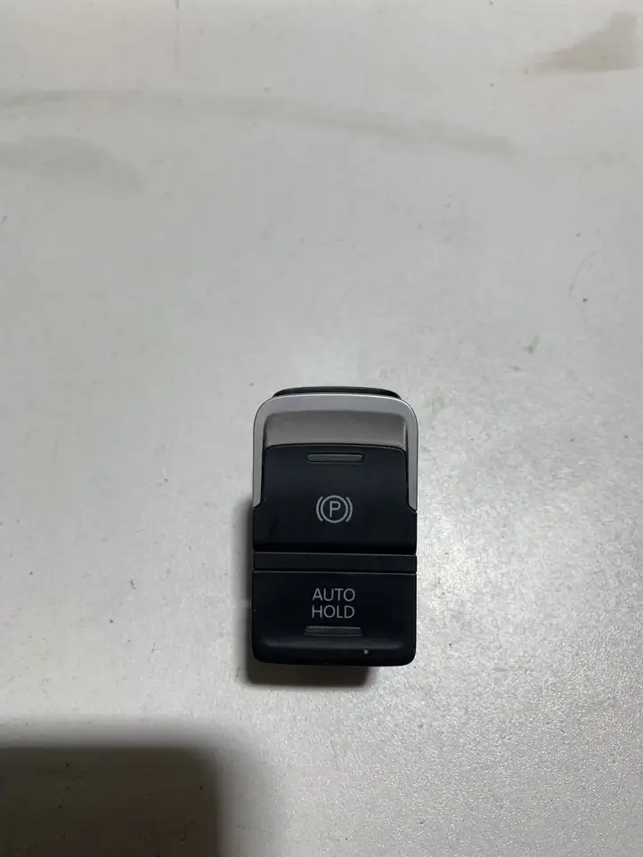 Volkswagen PASSAT B8 (2015 - ) 360927225 Кнопка ручного тормоза — фото 1