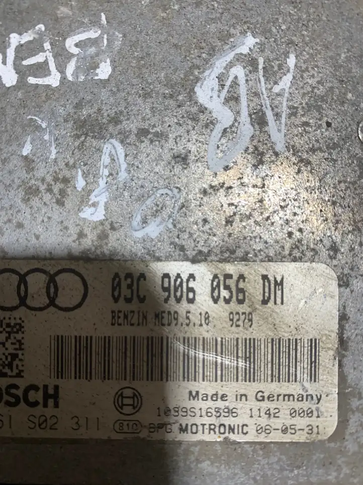 Audi A3/S3 8L (2000 - 2003) 03C906056DM Блок управления двигателем (ЭБУ) — фото 2