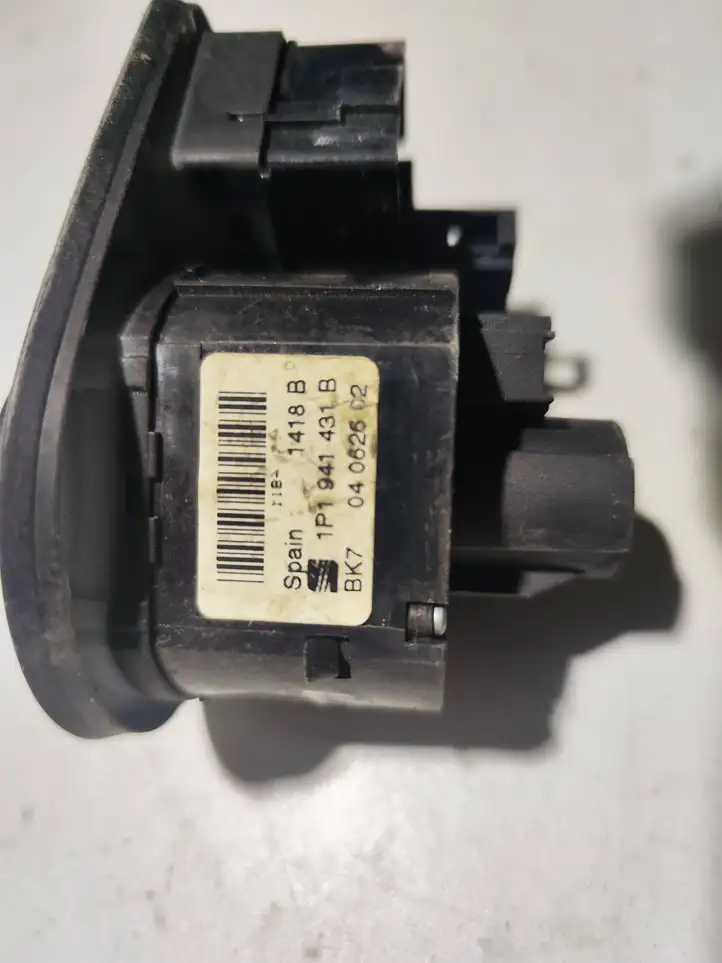 Seat Leon (1P) (2005 - 2012) 1P1941431B Включатель фонарей — фото 2