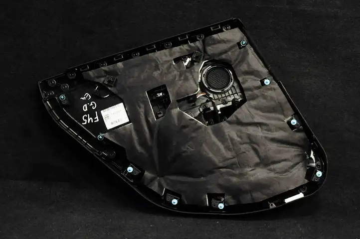 BMW 2 F45 (2014 - 2021) Обшивка задней двери — фото 2
