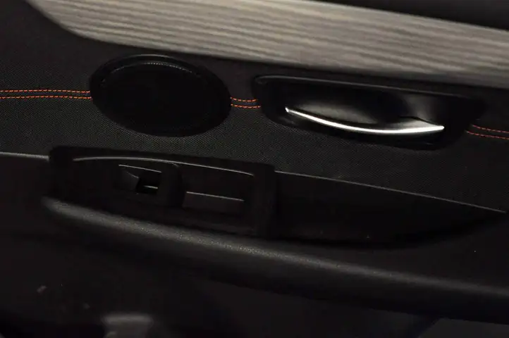 BMW 2 F45 (2014 - 2021) Обшивка задней двери — фото 3