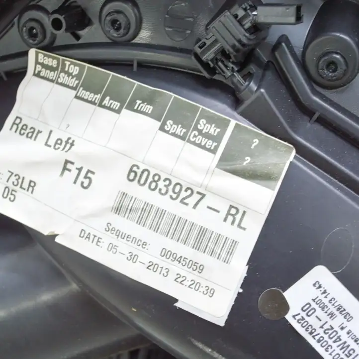 BMW X5 F15 (2013 - 2017) 6083927 Обшивка задней двери — фото 10