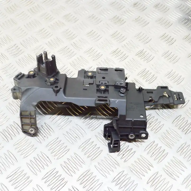 BMW 3 E90 E91 (2005 - 2012) 7823478 Другая часть кузова — фото 1