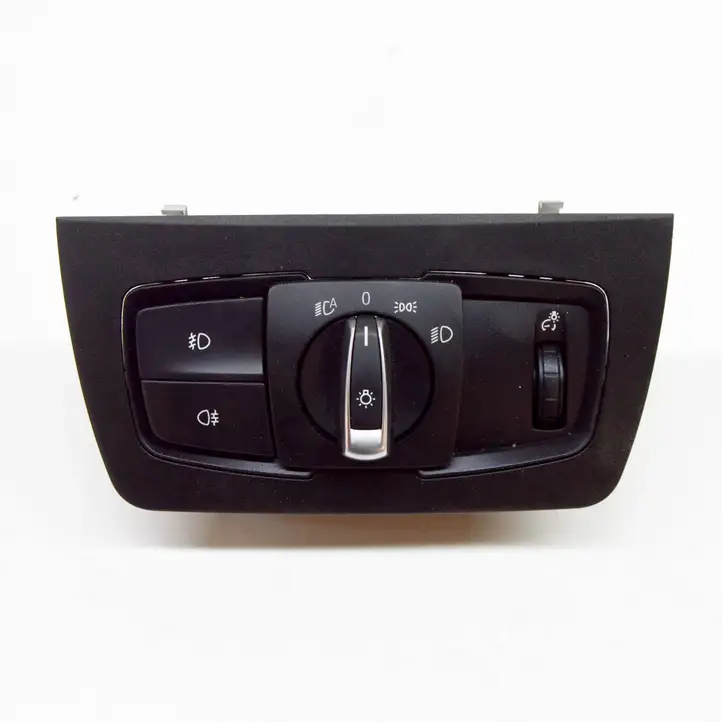 BMW 3 F30 F35 F31 (2012 - 2018) 9393947 Включатель фонарей — фото 1