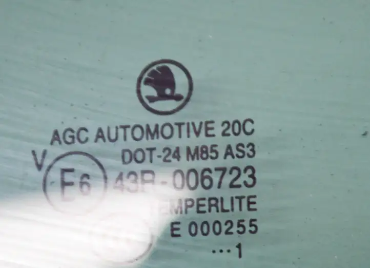 Skoda Yeti (5L) (2009 - 2012) 5L6845297E Заднее боковое стекло — фото 6