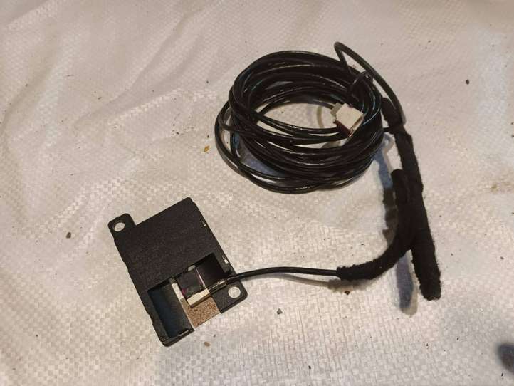 BMW 3 E90 E91 (2005 - 2012)  6928461 Антенна Bluetooth