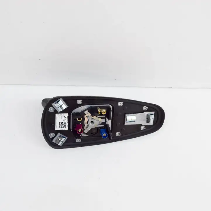 Volkswagen ID.3 (2019 - ) 5WA035507E GPS антенна — фото 3