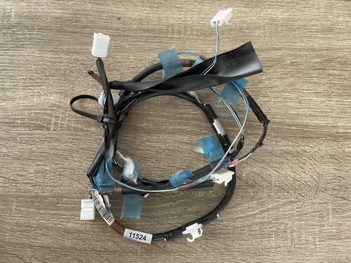 Toyota Yaris (2014 - 2019) 821710D190C Прочая электропроводка — фото 1