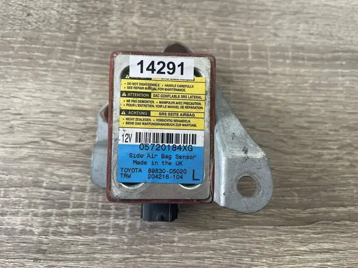 Toyota Avensis T250 (2003 - 2006) 204216104 Датчик удара SRS — фото 1