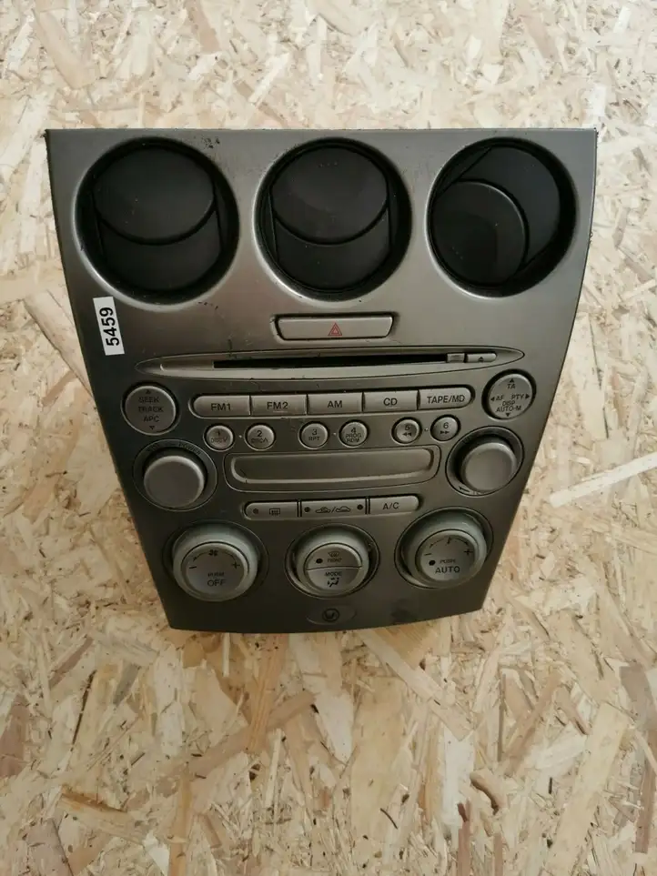 Mazda 6 (2002 - 2005) FF011068B Магнитола / мультимедийная система — фото 1