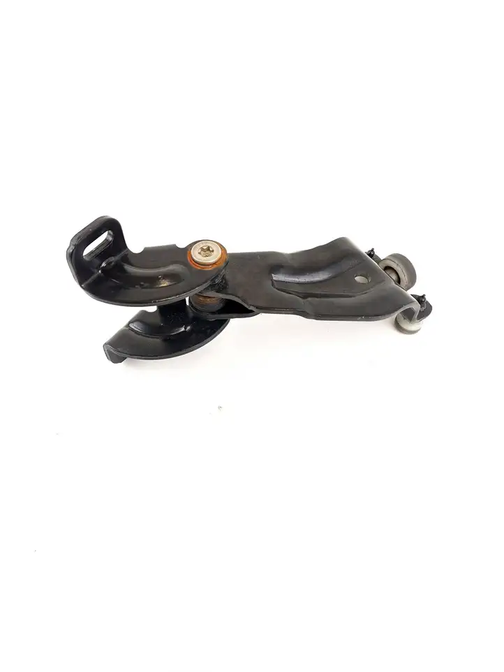 Volkswagen Sharan (2010 - 2015) 7N0843336F Средняя направляющая ролика раздвижной двери — фото 4