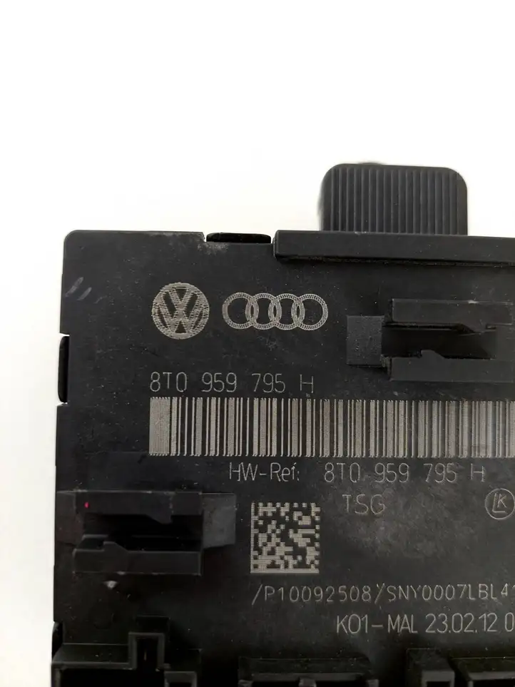 Audi A4 S4 B8 8K (2011 - 2015) 8T0959795H Блок управления дверью — фото 2
