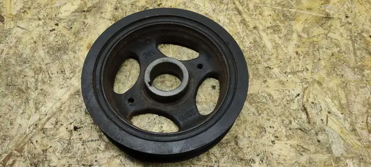 Lexus IS 220D-250-350 (2005 - 2010) 134080R021 Шкив коленчатого вала — фото 1