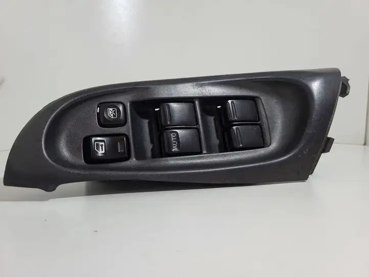 Nissan Almera (2000 - 2006) 80961 Накладка кнопки стеклоподъемника — фото 1