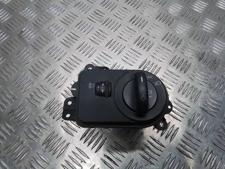 Ford Fusion (2002 - 2005) 2S6T13A024BB Включатель фонарей — фото 1