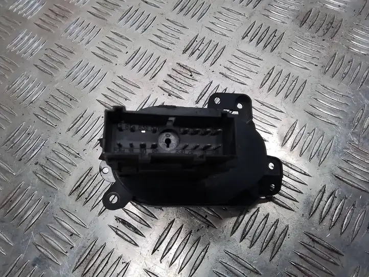 Ford Fusion (2002 - 2005) 2S6T13A024BB Включатель фонарей — фото 2